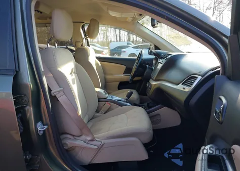 2019 Dodge Journey Se z USA, uszkodzony, nr VIN 3C4PDCBB8KT860320